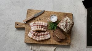 Готовлю сало в рассоле по-советски: любимый вкус детства оценили даже внуки