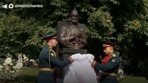 На территории пензенского артинститута открыли памятник Александру Невскому