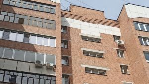 В Засечном мужчина погиб, упав с высоты