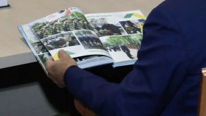 Олег Мельниченко представил первый том обновленной Пензенской энциклопедии
