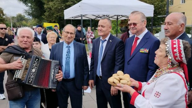 Мельниченко выступил на открытии праздничных торжеств в честь дня города в Пензе