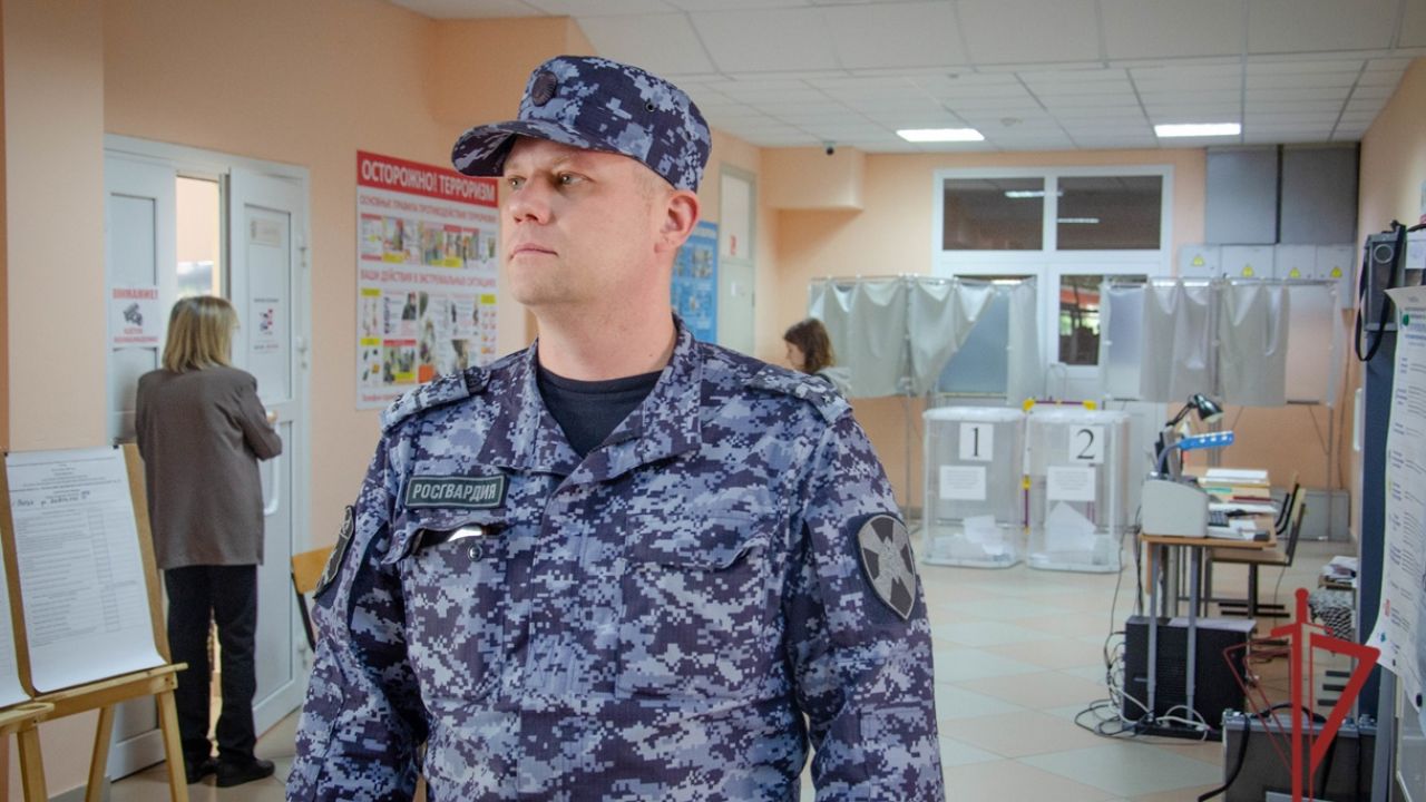 Более 800 росгвардейцев обеспечивали порядок на выборах в Пензенской области