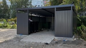 В Пензе на проспекте Строителей обустроили контейнерную площадку
