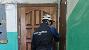 В Пензе на улице Новый Кавказ в запертой квартире нашли мертвого мужчину