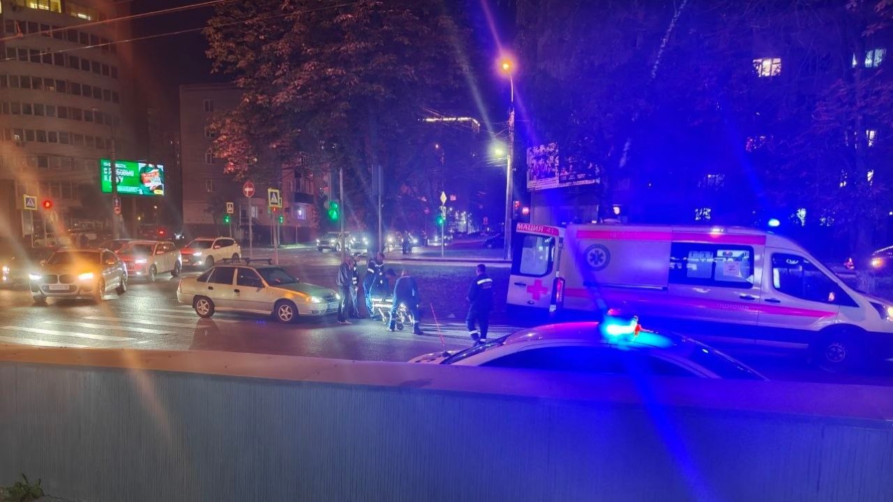 На улице Пушкина в Пензе сбили пешехода, приехала реанимация