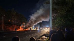 На трассе М-5 в Пензе взорвался и сгорел автомобиль