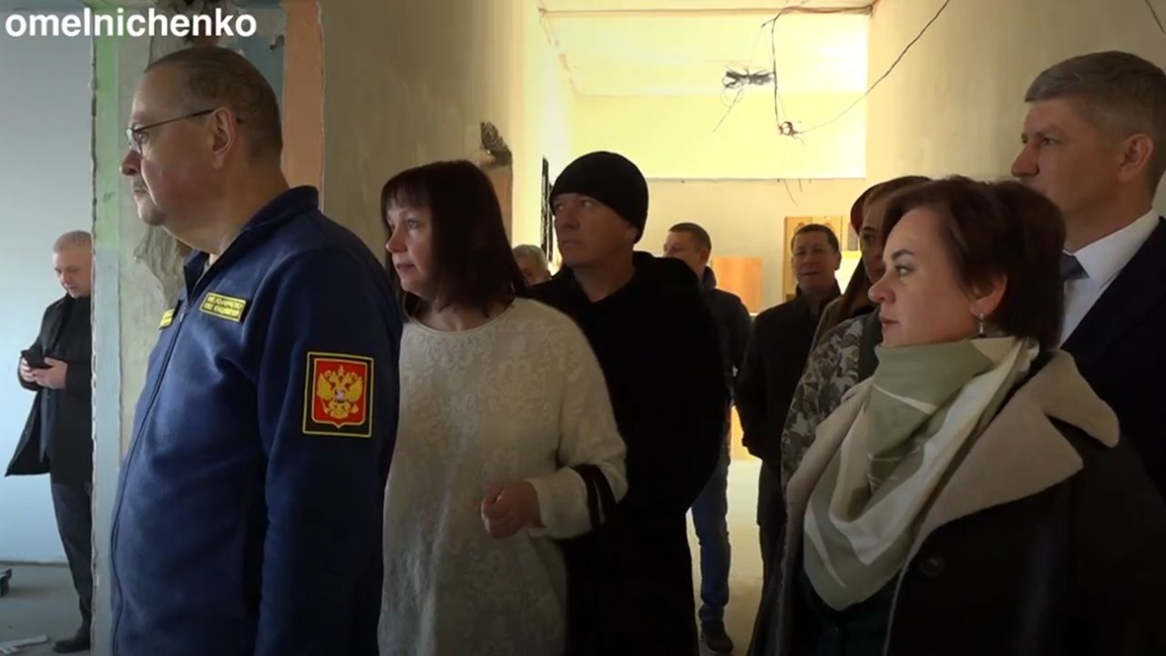 Олег Мельниченко оценил ход капитального ремонта школы № 14 в Кузнецке
