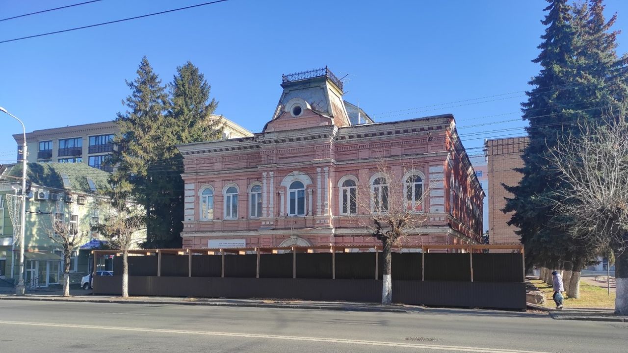 В центре Пензы реставрируют объект культурного наследия