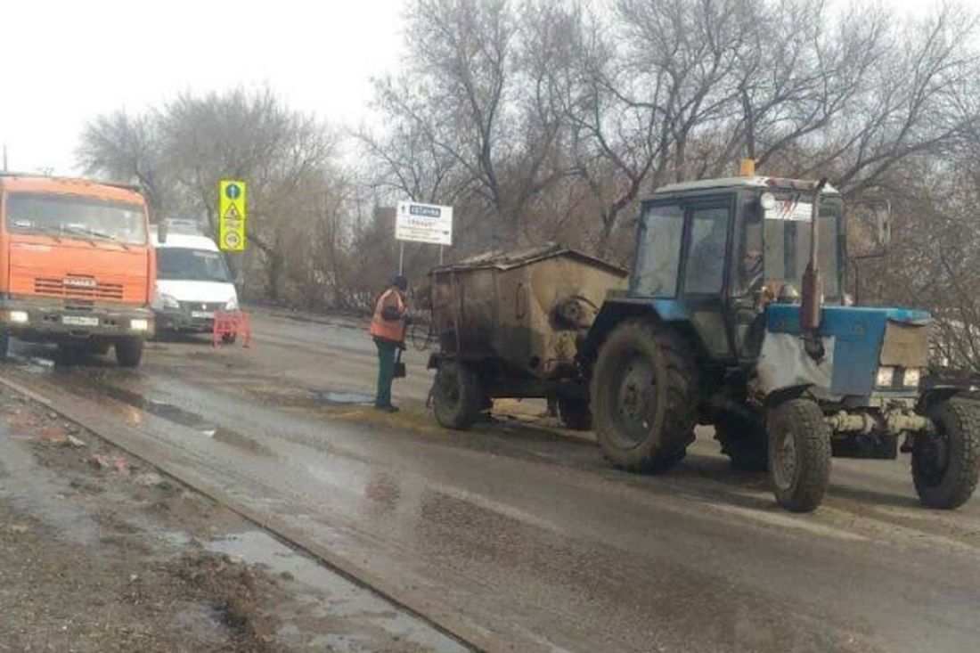 В Пензе восстанавливают аварийные участки на Аустрина и Байдукова