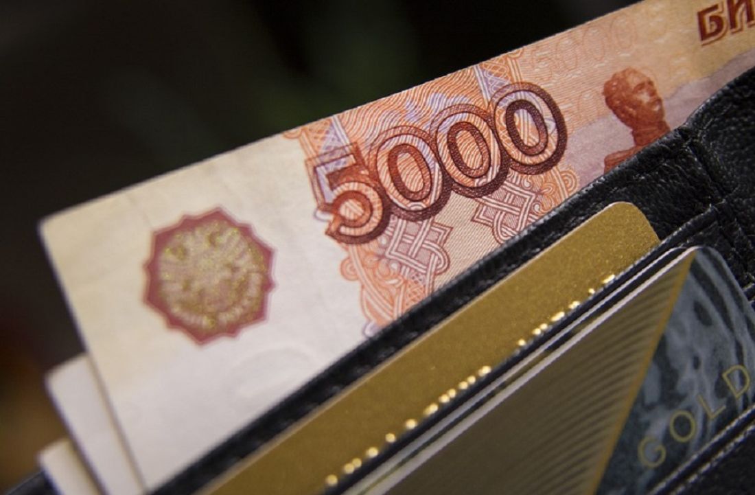 В Пензе работница банка перечислила деньги клиентки себе на карту