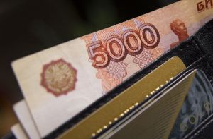 В Пензе работница банка перечислила деньги клиентки себе на карту