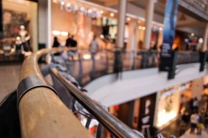 На улице Московской в Пензе обокрали банкомат в торговом центре