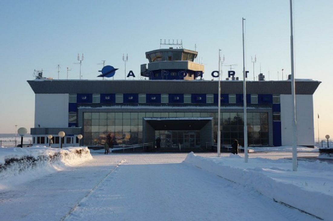 Аэродром пенза. Аэропорт Пенза. Аэропорт Пенза зимой. Здания Пензы аэропорт. Аэропорт Пенза АН 1990 года.