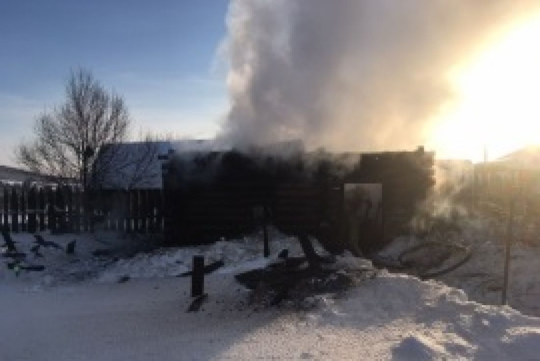 В Пензенской области обрушилась вспыхнувшая баня