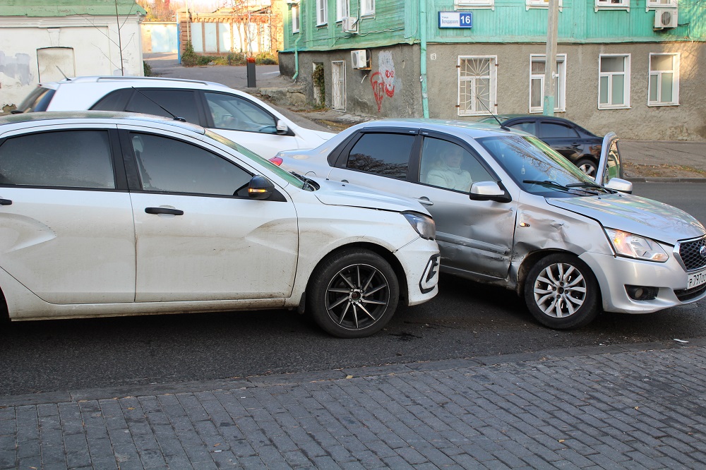 Авто пенза область. Аренда авто Пенза бас.