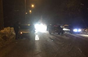 Около Ахунского переезда под Пензой автомобили попали в жесткое ДТП. Фото