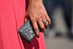 Пензячка пошла в магазин и осталась без кошелька