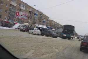 На пензенском проспекте Победы произошла тройная авария