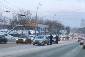 Авария на проспекте Победы в Пензе спровоцировала затор