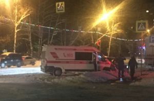 В центральной части Пензы машина «скорой помощи» врезалась в легковушку