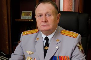 Начальник пензенского управления Росгвардии Игорь Белов поздравил с праздником сотрудников ведомства