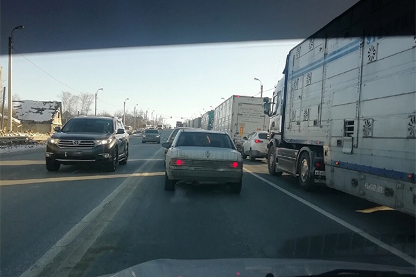 Пробка на трассе м5 сегодня уфа. Пробки Пенза м5 сейчас. ДТП на м5 на выезде из Коломны. Пробки на трассе м5 Пенза Кузнецк.