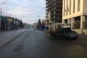 Сотрудники Росгвардии стали свидетелями смертельного ДТП в Пензе