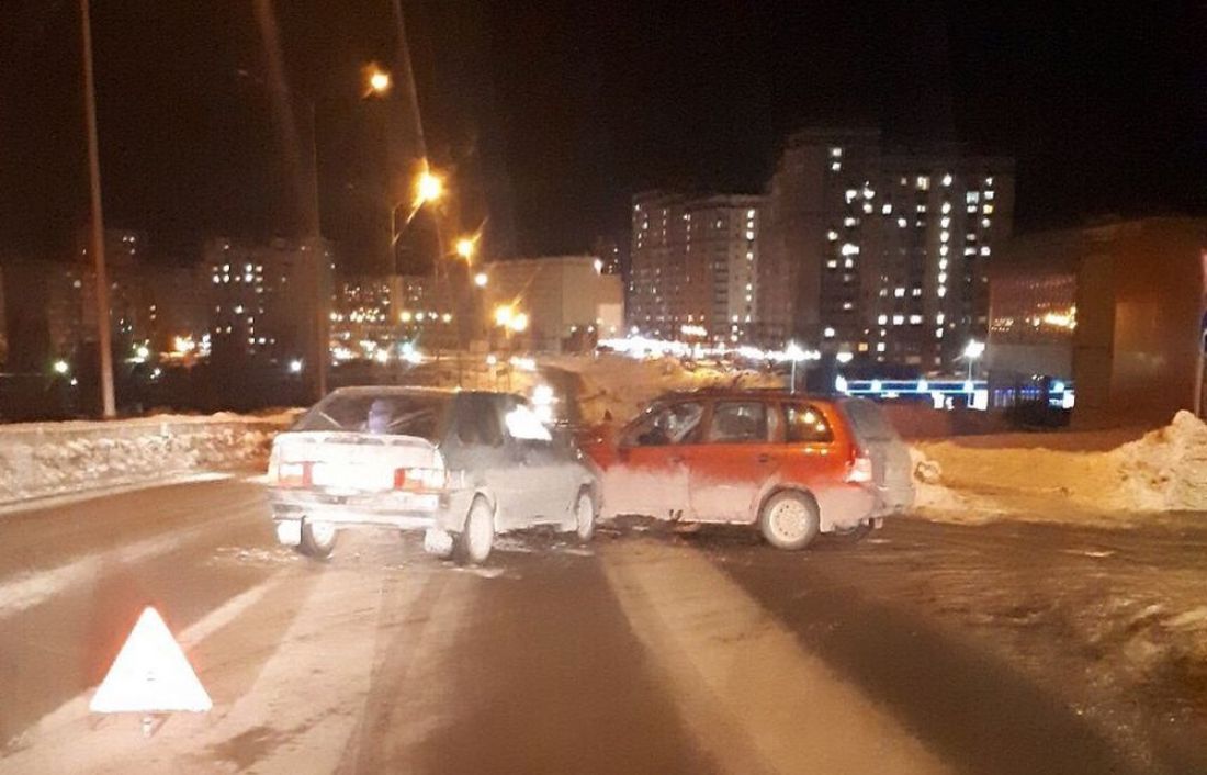 В пензенском районе Арбеково «ВАЗ» врезался в иномарку