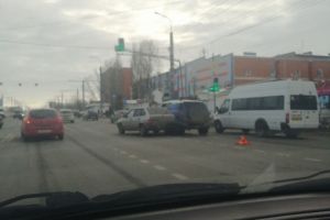 В пензенской Терновке «ВАЗ» и иномарка устроили ДТП