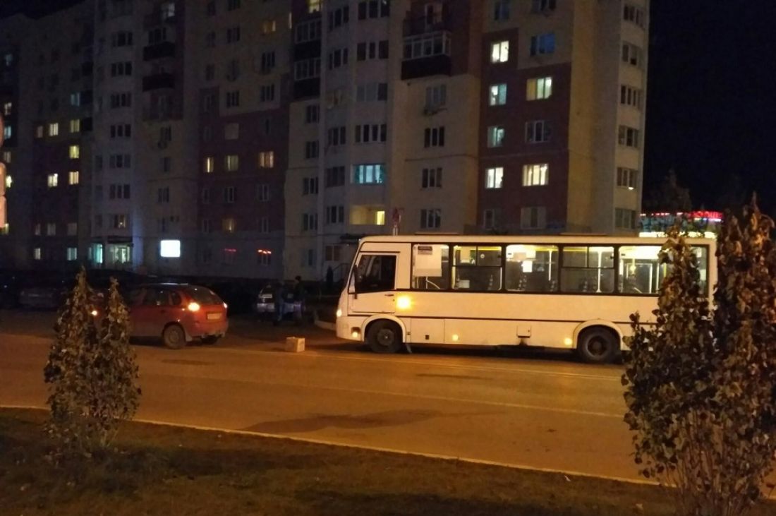 130 автобус пенза. 130 Автобус Пенза ДТП. Перекресток у автовокзала Пенза. Автобус 130 Пенза фото.