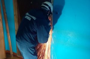 В пензенском районе Шуист спасатели обнаружили беспомощную женщину