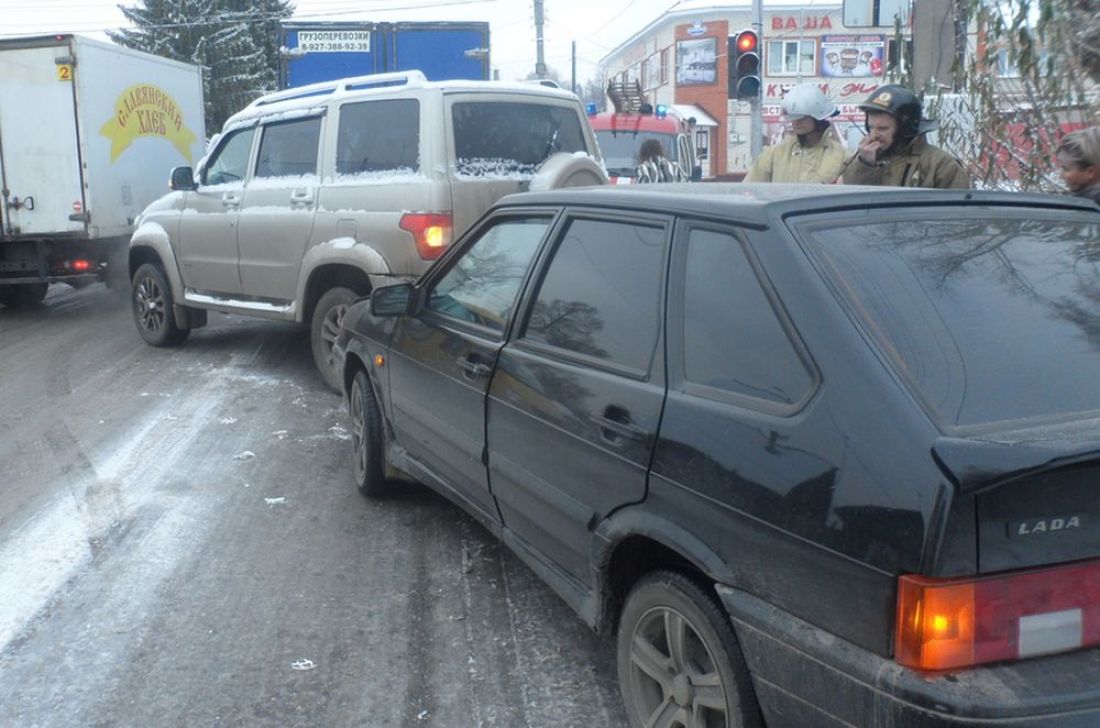 Мрэо кузнецк пензенская область. В Кузнецке Пензенской области, аварии. Мост в Кузнецке Пензенской области. Авария в Кузнецке на Пензенском мосту. Авария сегодня утром Кузнецк.