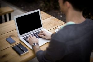 Пензенского подростка обманули в соцсети на 23 тысячи рублей