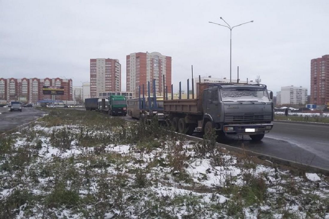 Пензенцев попросили убрать с дорог брошенные автомобили