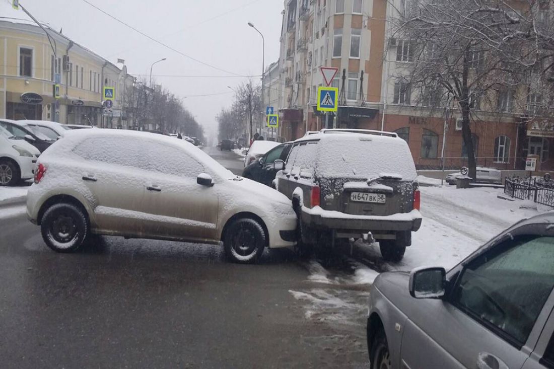 Авто водитель пенза. Перпендикулярное ДТП.