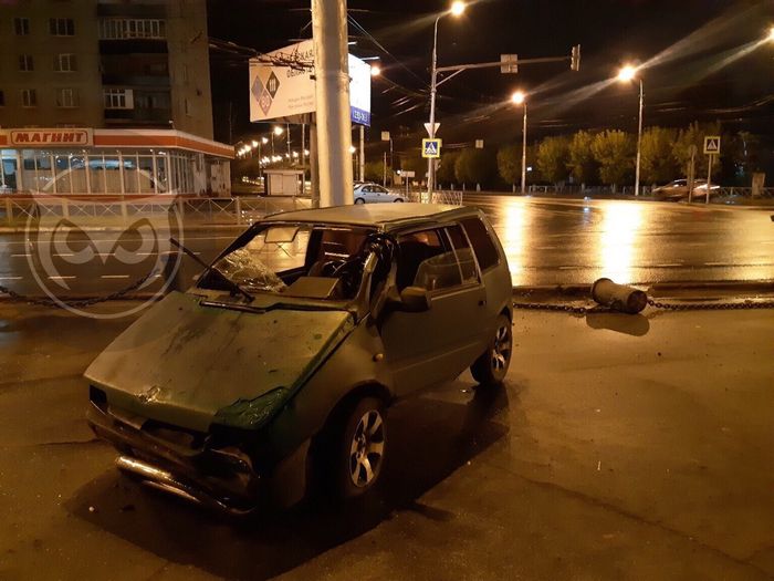 Пенза оками. Магазин Ока в Пензе на революционной. Пенза ДТП монумент трудовой славы. Разбираю оку Пенза.