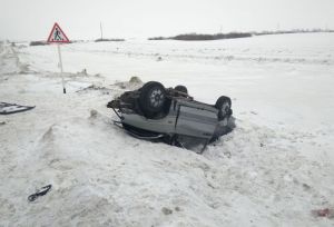 Появились эксклюзивные фото с места жуткой аварии под Пензой, где погиб человек