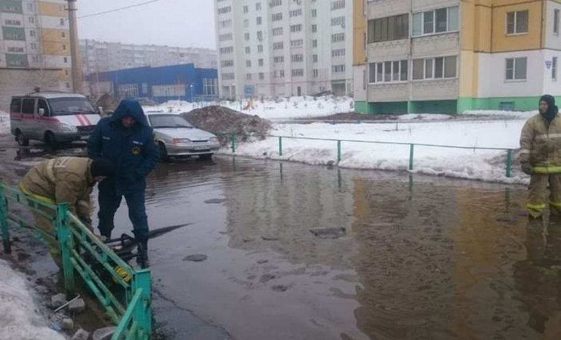 С улиц Пензы начали откачивать талые воды