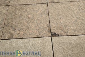 Крошащуюся плитку на центральной площади Пензы заменят запасной