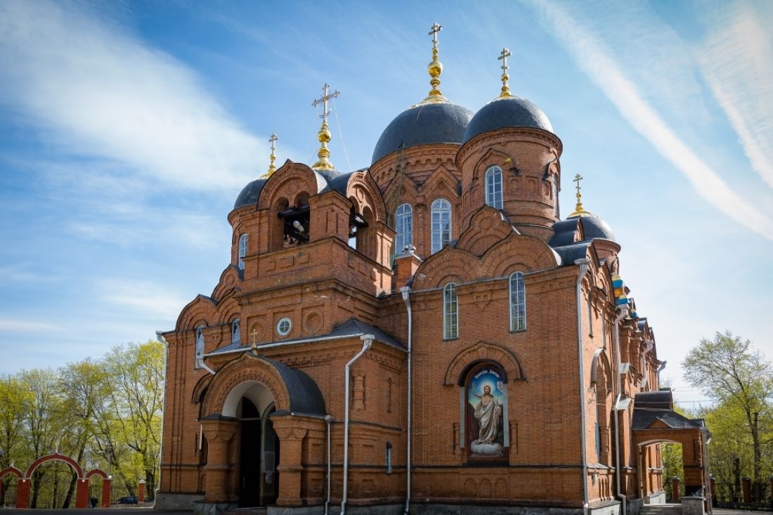 Сайты пензенской. Пенза Успенский кафедральный собор 2000. Благовещенский храм Пенза. Пенза Успенский кафедральный собор ВК. Благовещенский храм-крестильня в г.Пенза.