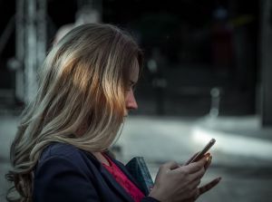 Пензячка забыла в подъезде ценную вещицу и пожалела об этом