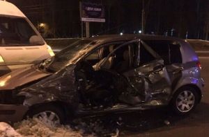 В Сети появились новые фото с места жесткой аварии на проспекте Победы в Пензе
