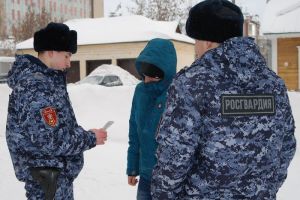 Сосед обворовал пензенца прямо на его глазах
