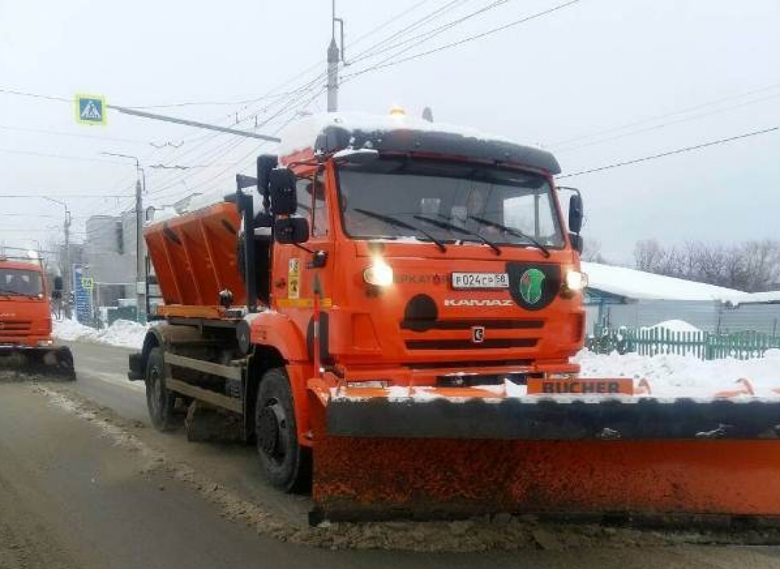 Снег на пензенских улицах будут убирать новые дорожные машины