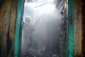 В Никольском районе Пензенской области выгорела деревянная постройка