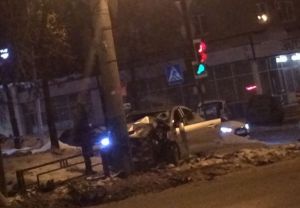 «Устроили гонки». Очевидцы обсуждают причины жесткого ДТП в центре Пензы