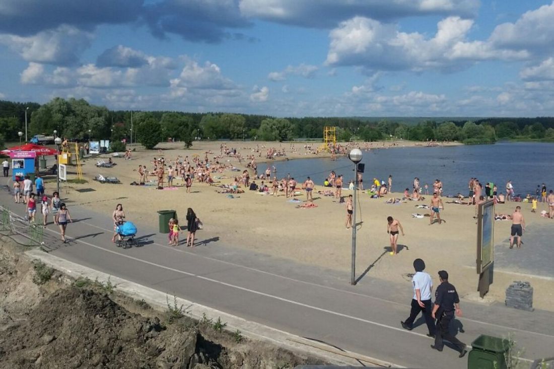 Бассейн пески пенза. Пляж остров Спутник Пенза. Город Спутник Пенза пляж. Пляж остров Пески Пенза. Островок Спутник Пенза.