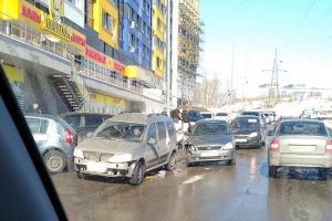 В пензенском Арбеково «Приора» влетела в «Яндекс. Такси»