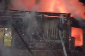 Пожар в Пензенской области уничтожил деревянное строение