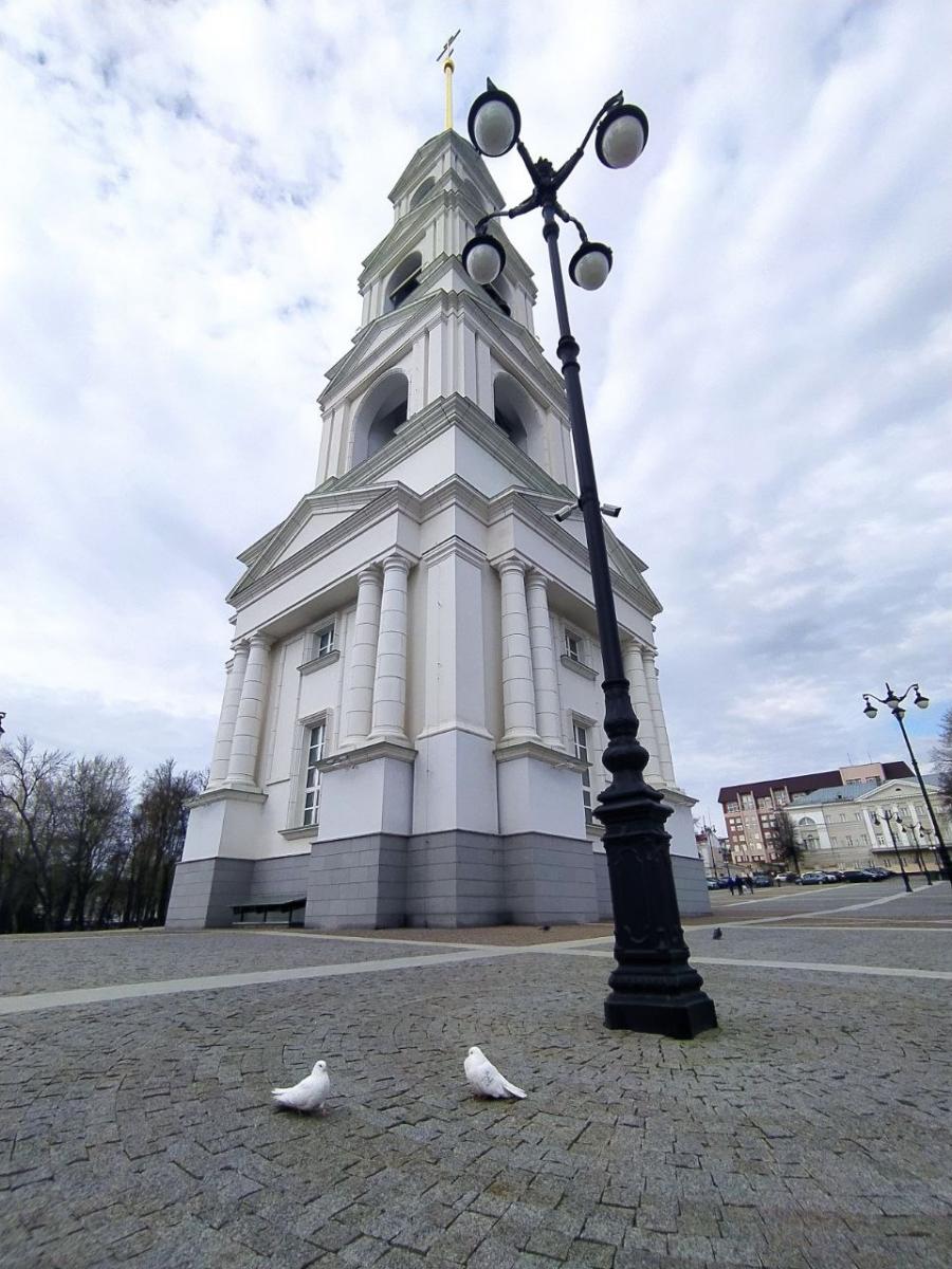 Колокол в Краснодаре памятник на красной